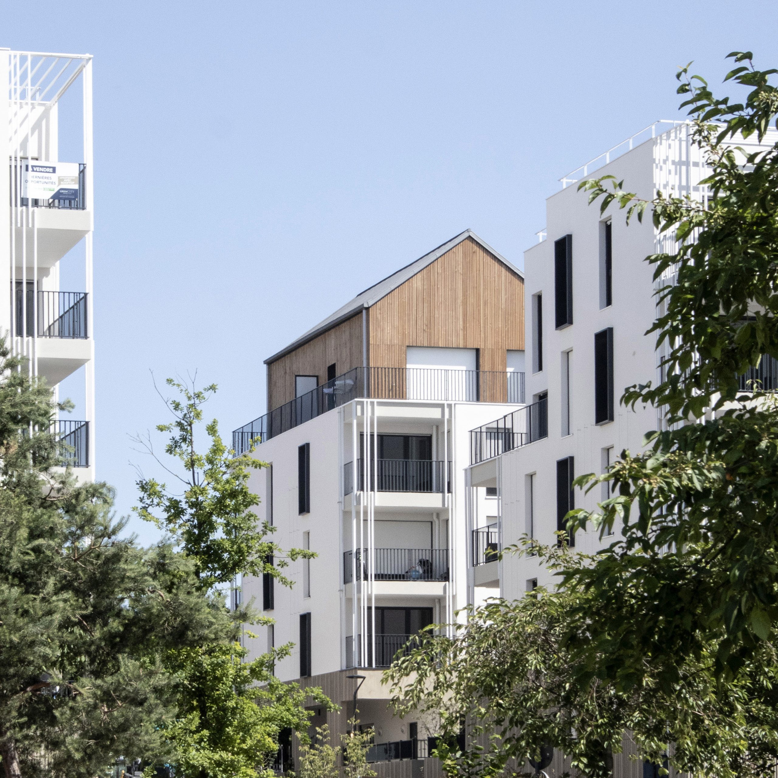 124 Logements collectifs, 300m² de bureaux et un local municipal de 150m²